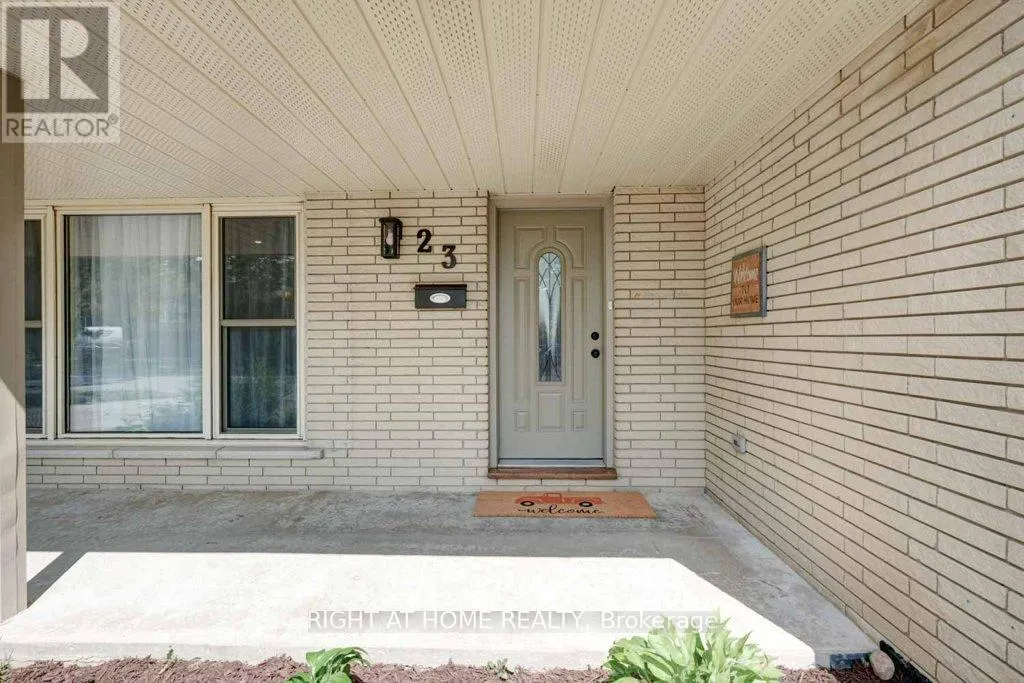 23 BLUE MOUND DRIVE