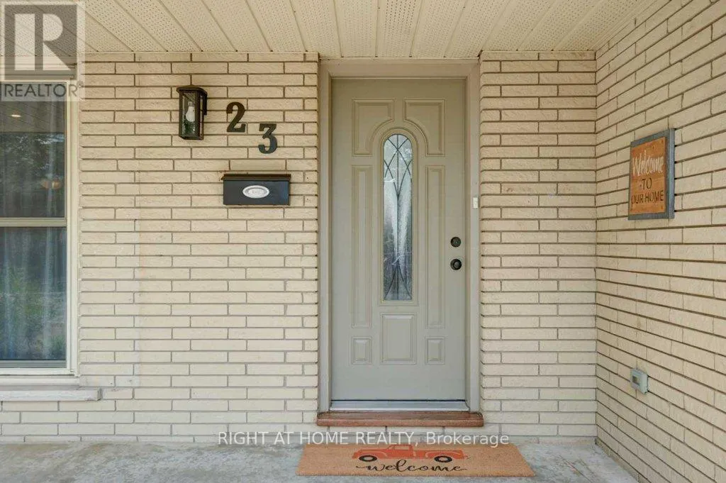 23 BLUE MOUND DRIVE