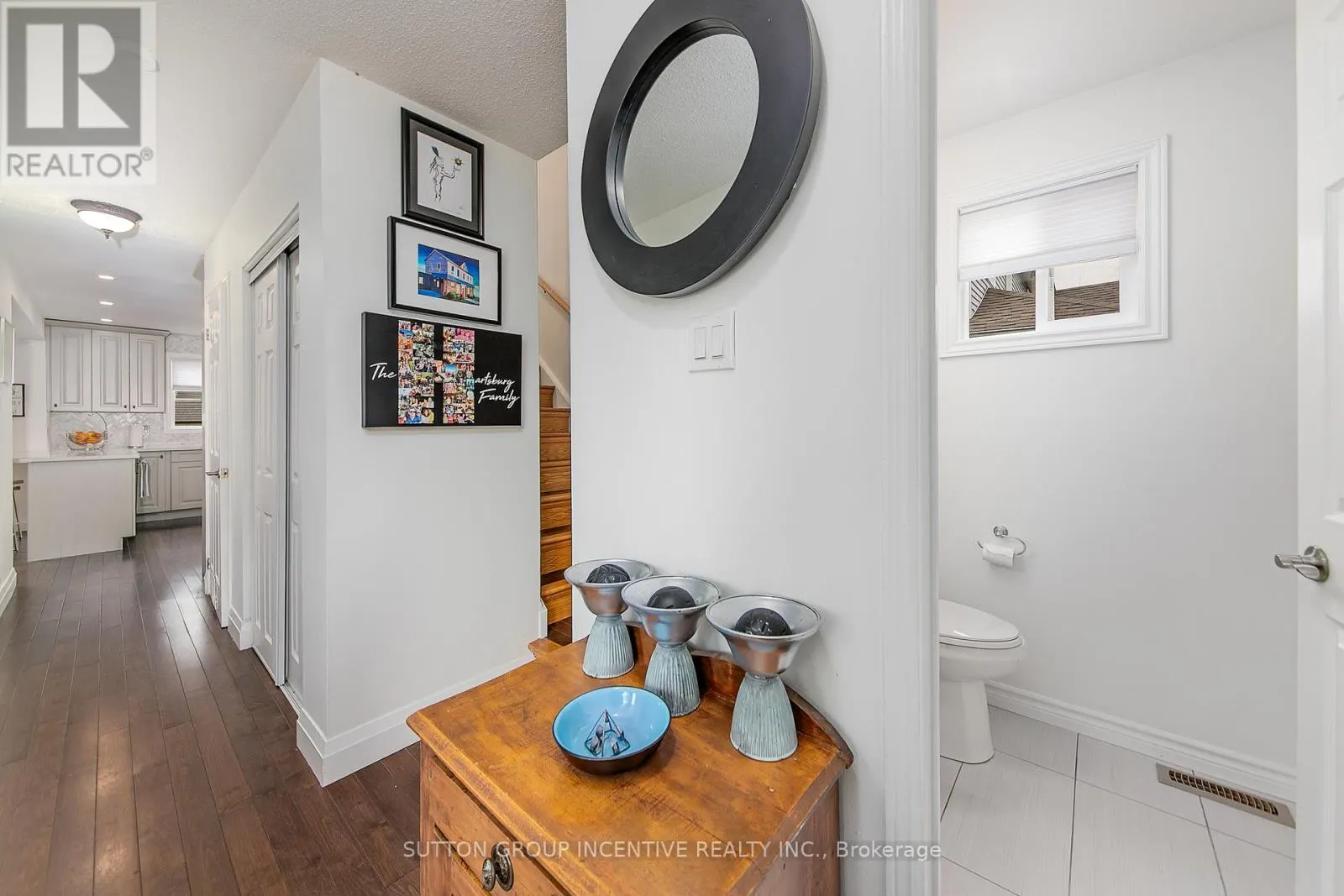 25 ROSENFELD DRIVE