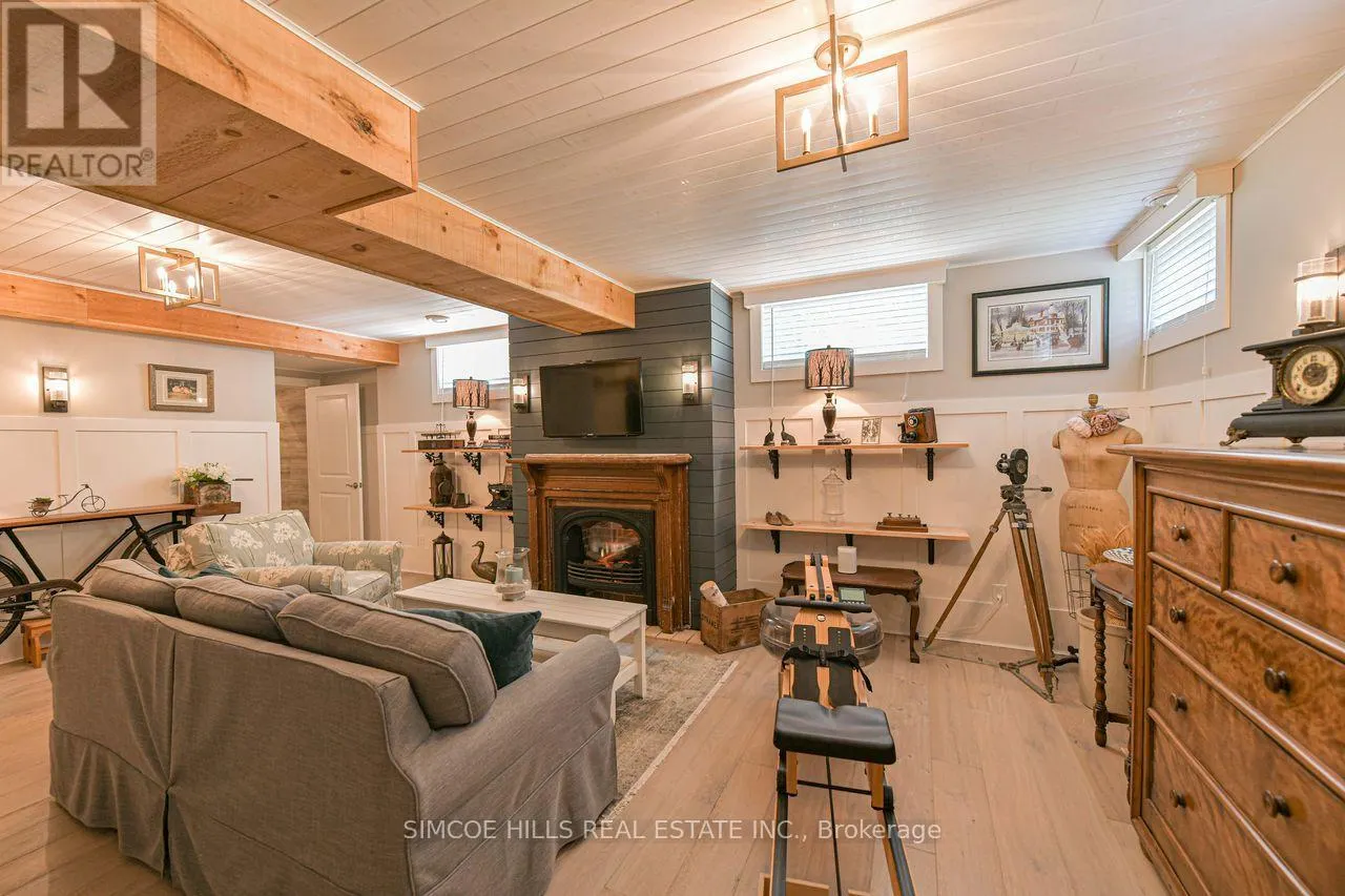 2117 ELANA DRIVE