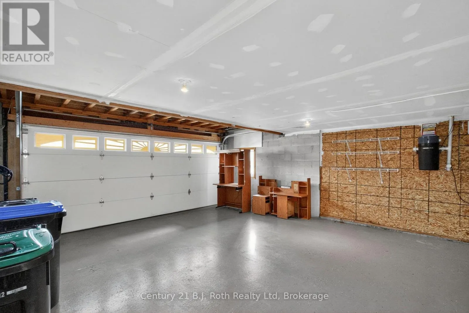 626 TAYLOR DRIVE