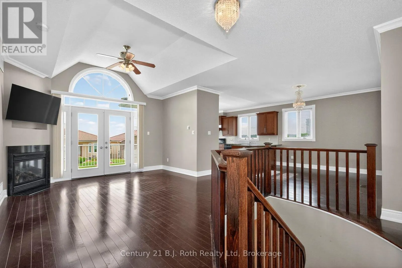 626 TAYLOR DRIVE