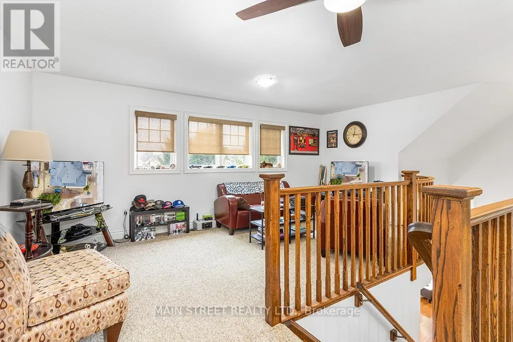 36 SAVANNAH CRESCENT