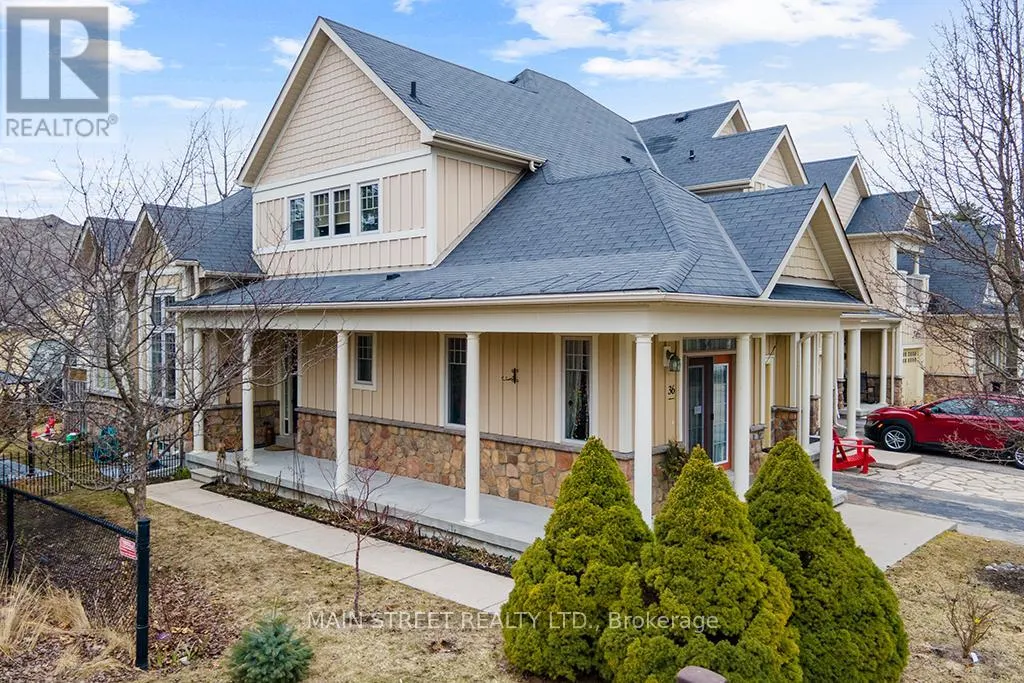 36 SAVANNAH CRESCENT