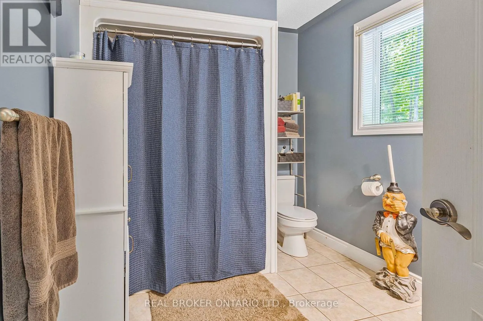87 FARLAIN LAKE ROAD E