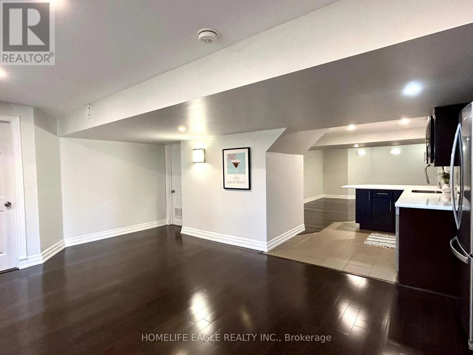 108 SUCCESSION CRESCENT