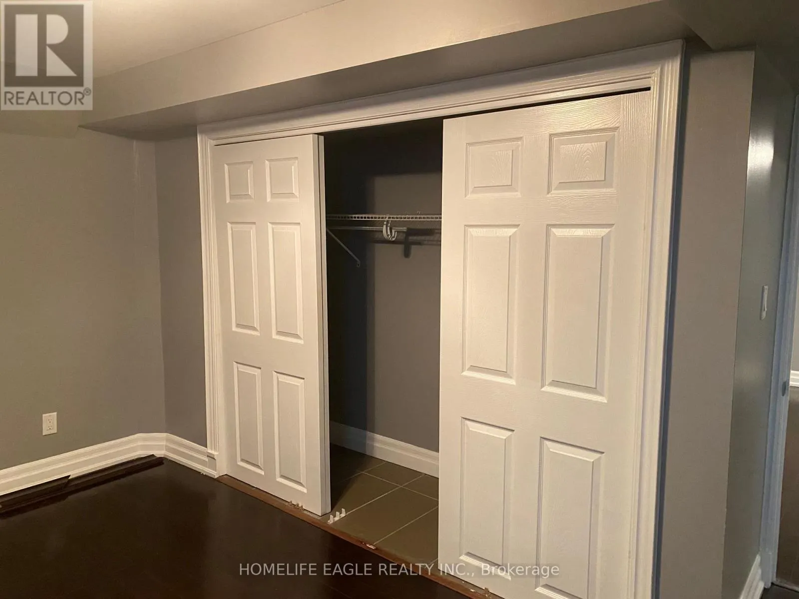 108 SUCCESSION CRESCENT