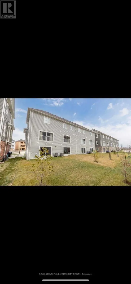 28 SURF DRIVE
