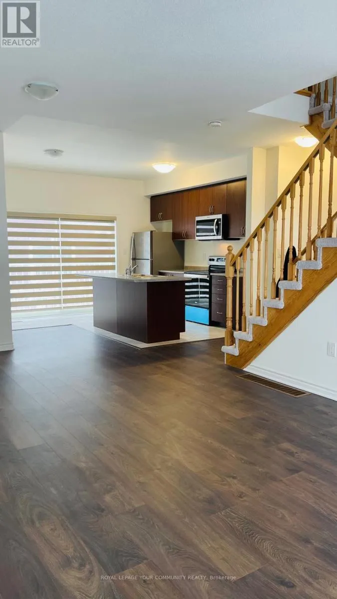 28 SURF DRIVE