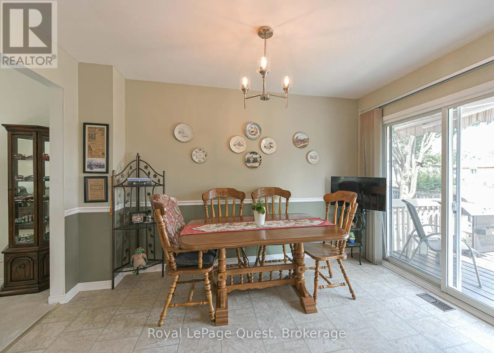 4 CHESTNUT PLACE