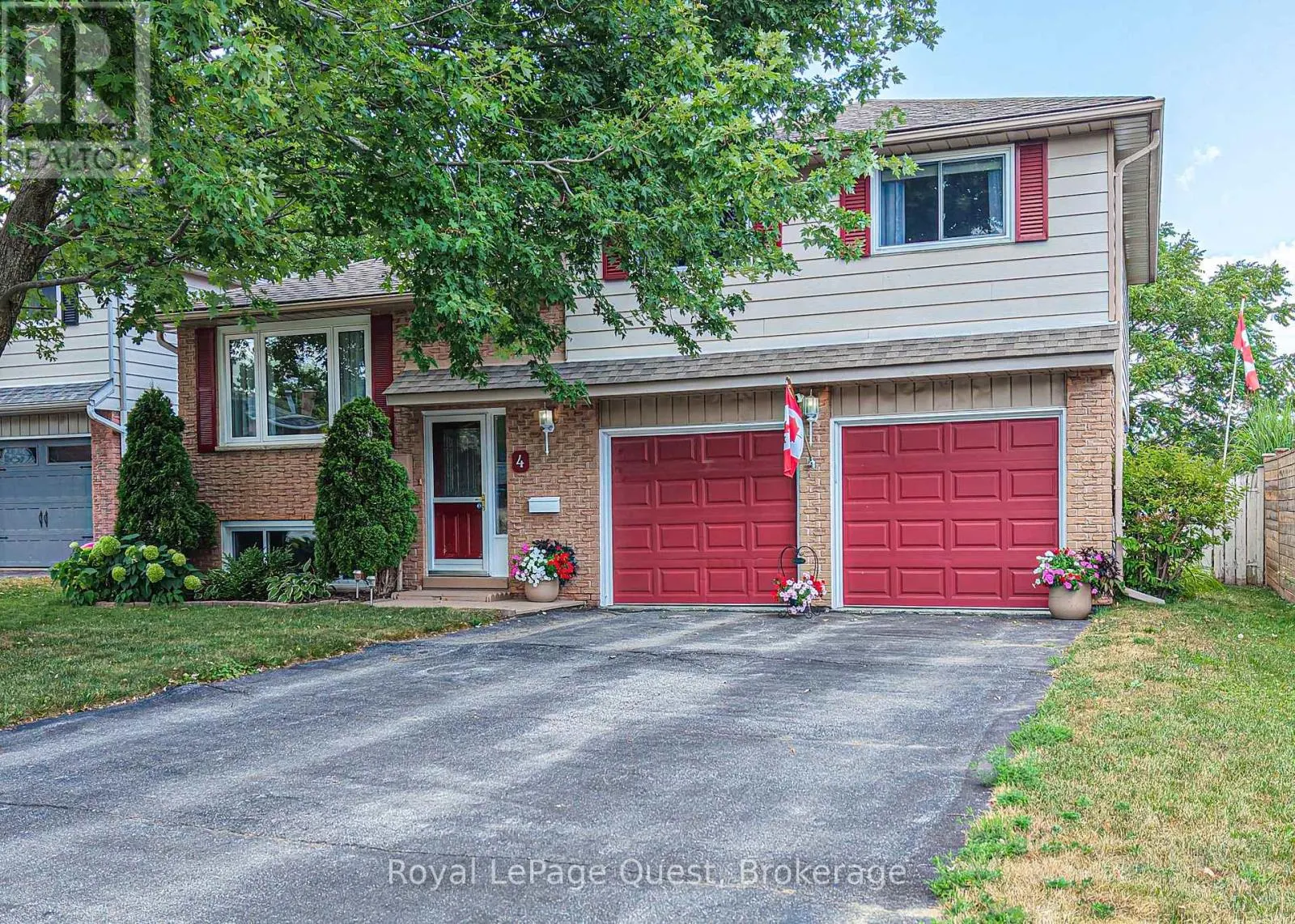 4 CHESTNUT PLACE