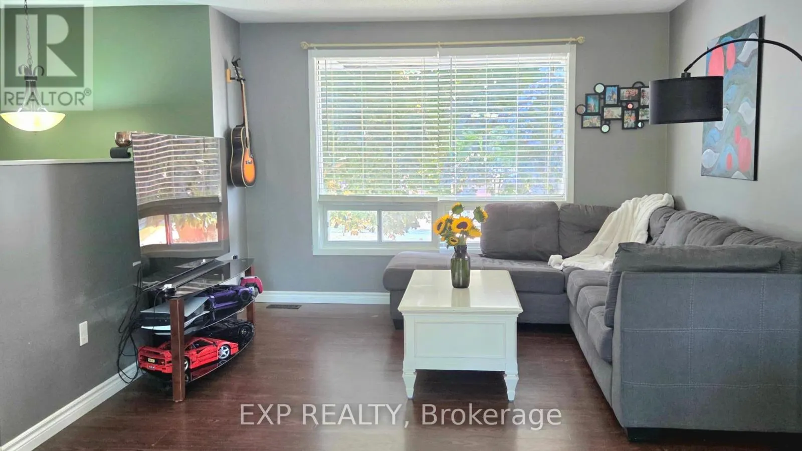 440 BARRIE ROAD