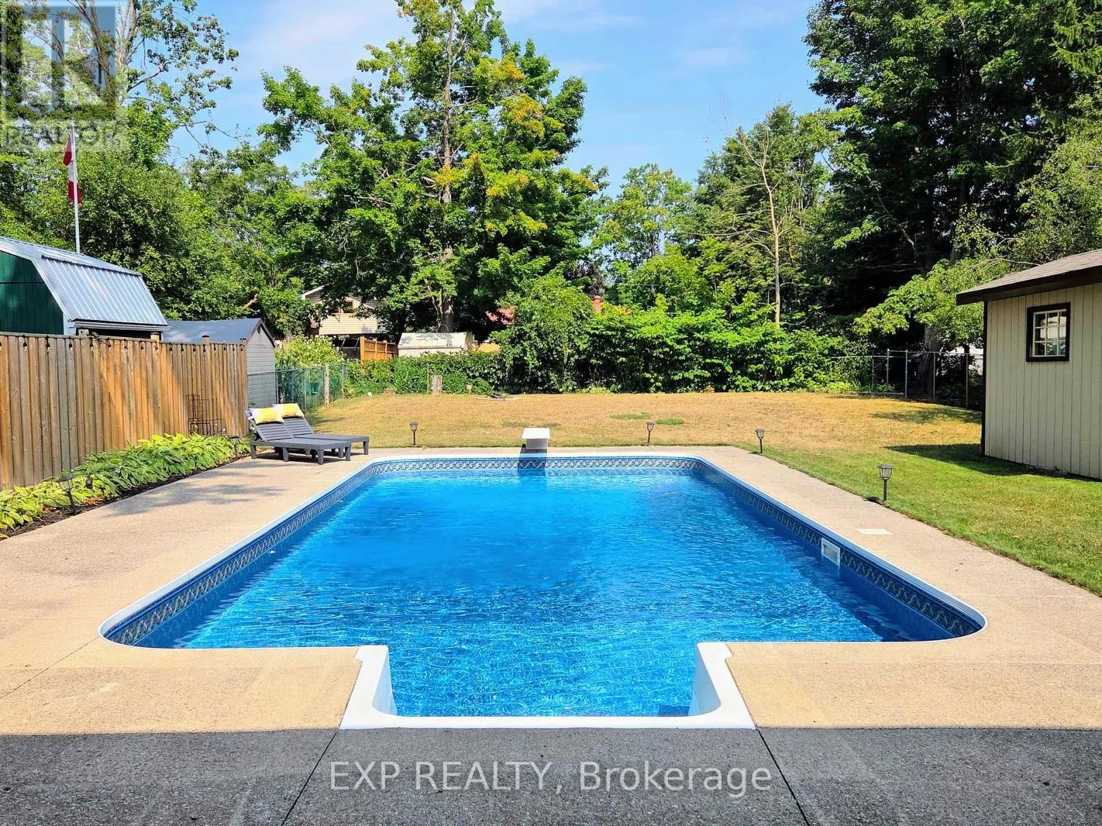 440 BARRIE ROAD