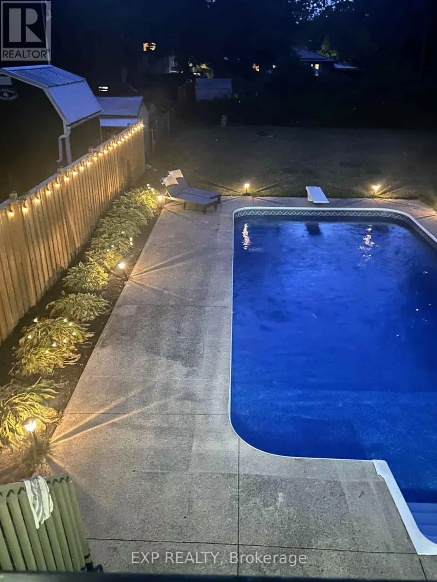 440 BARRIE ROAD