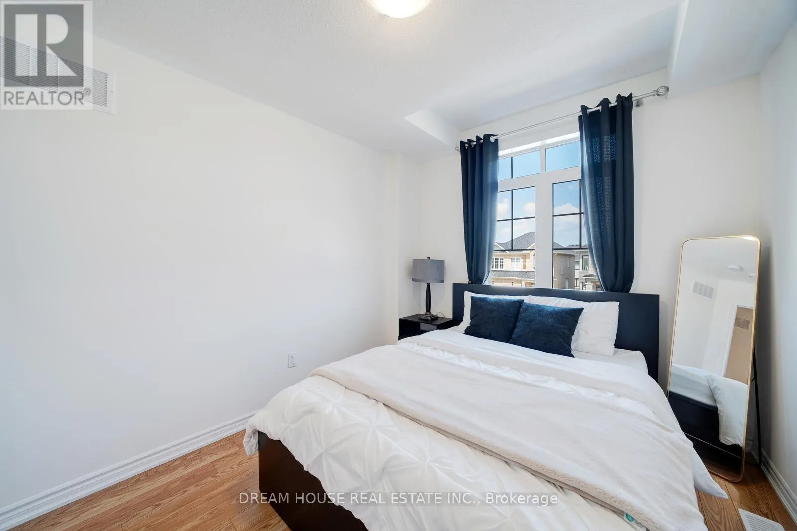 43 BANNISTER ROAD