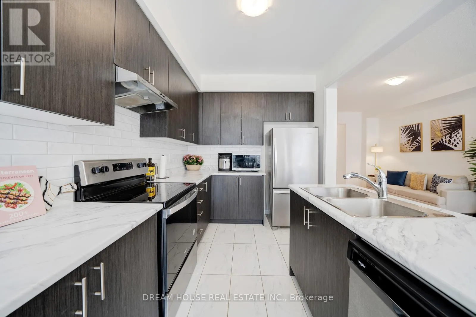 43 BANNISTER ROAD