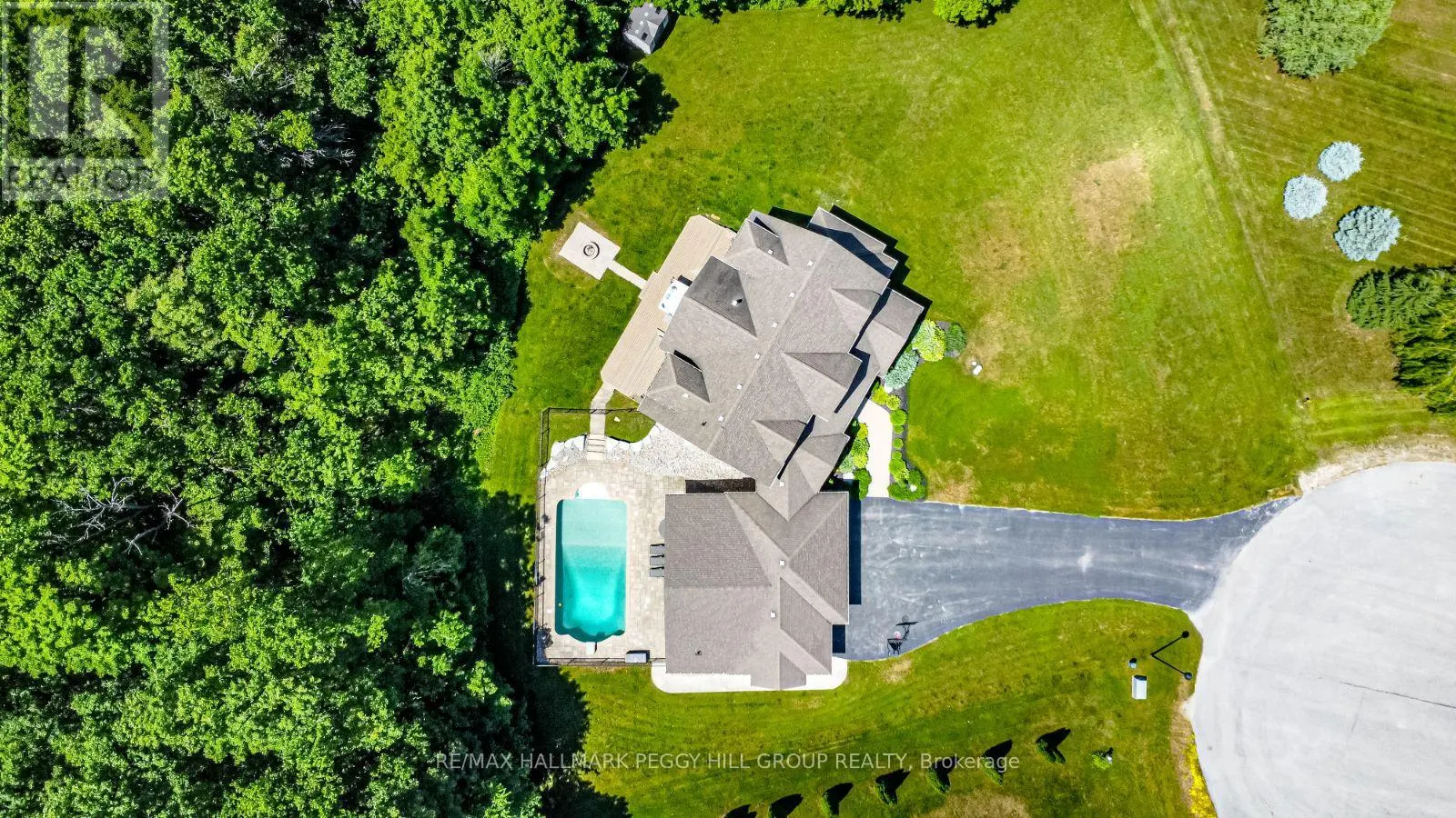 2 SUMACH COURT