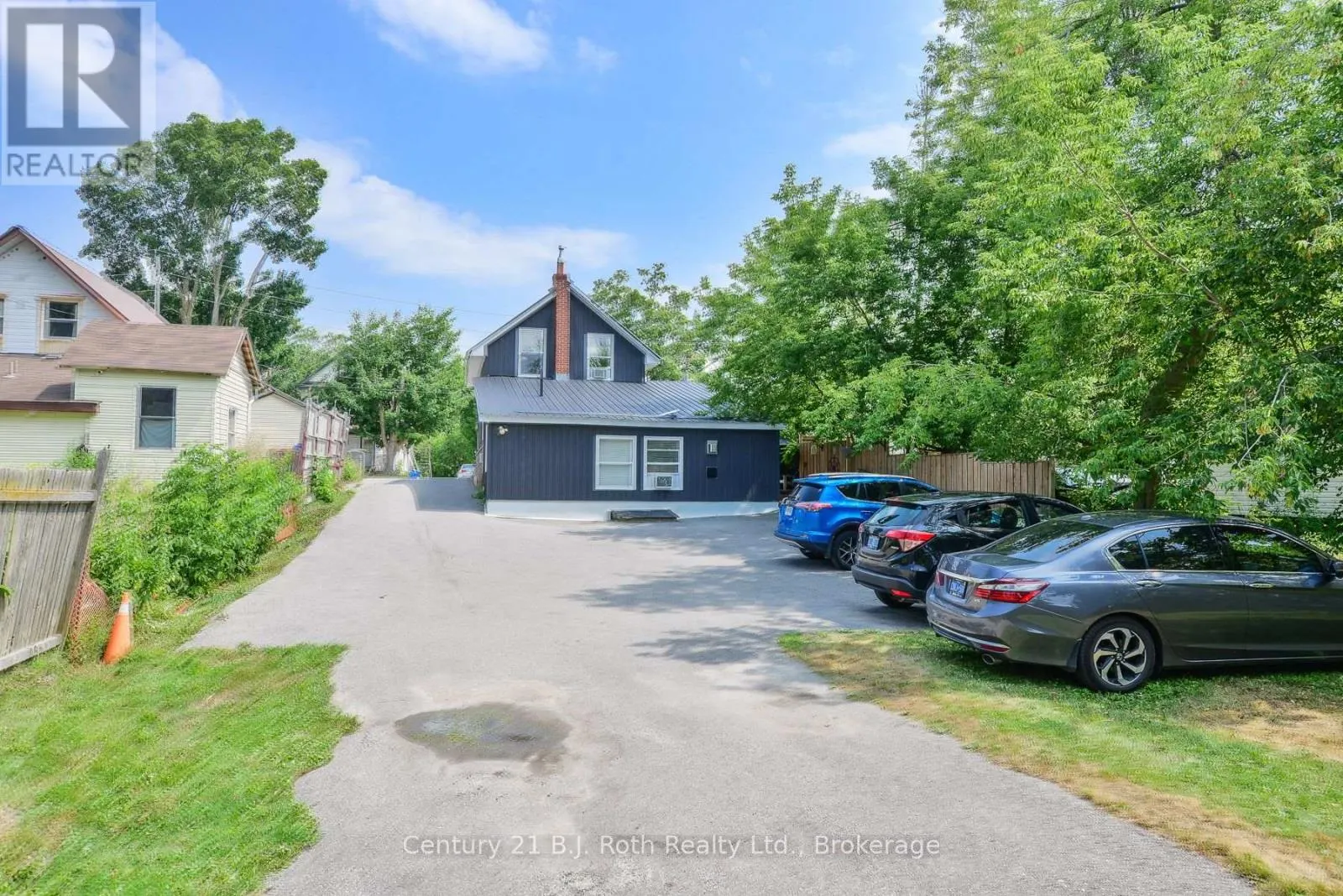 103 ALBERT STREET S