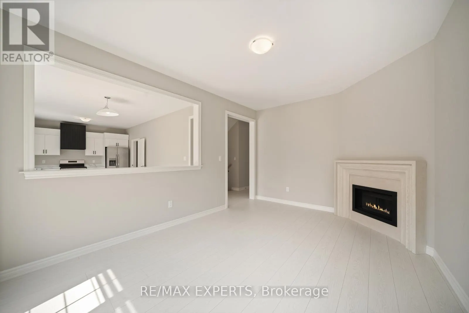 216 CUBITT STREET