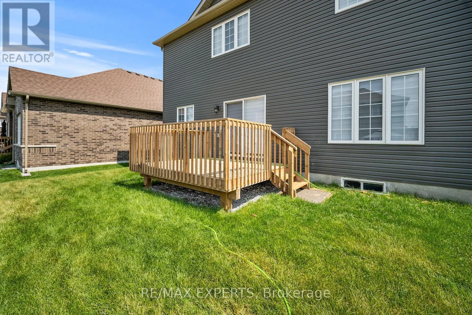 216 CUBITT STREET