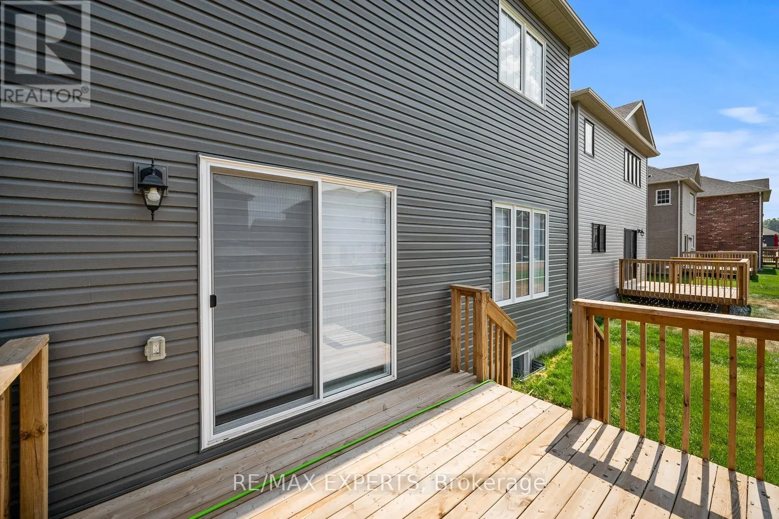 216 CUBITT STREET
