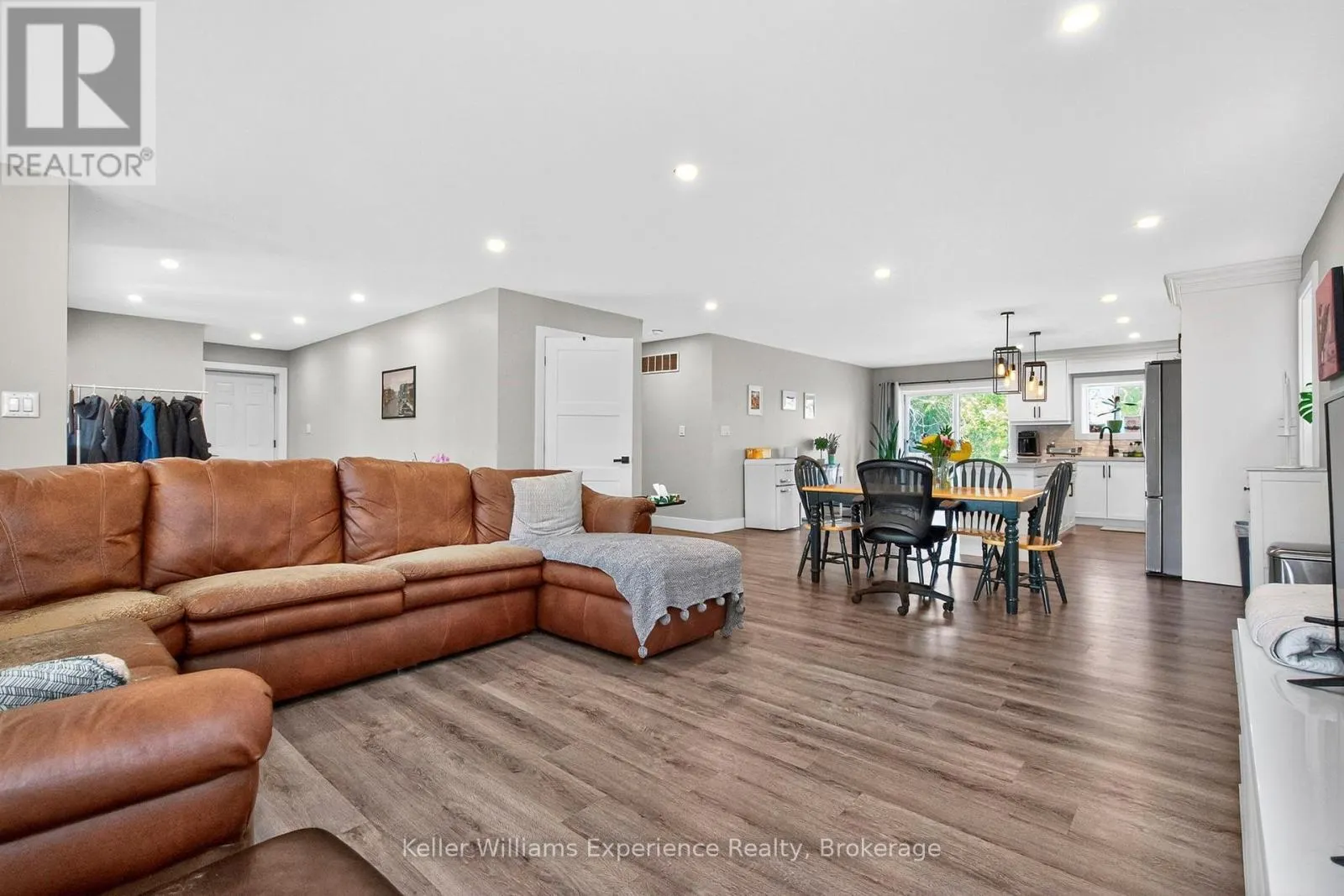 2425 OLD FORT ROAD
