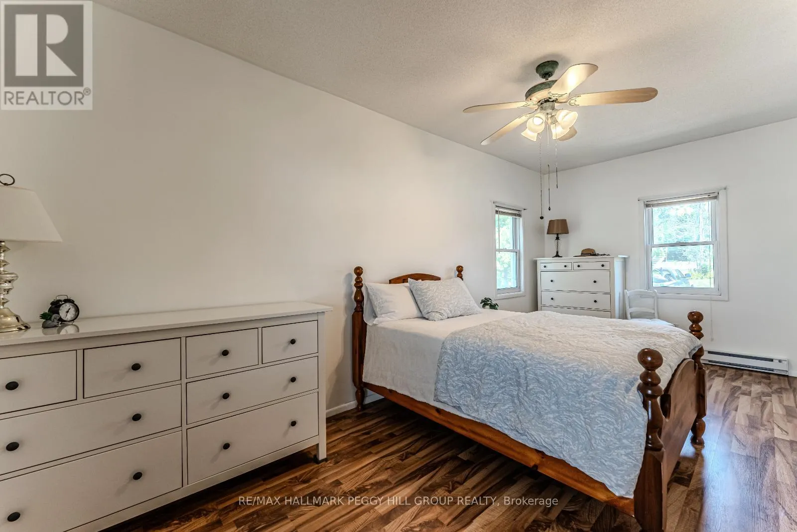 5580 PENETANGUISHENE ROAD