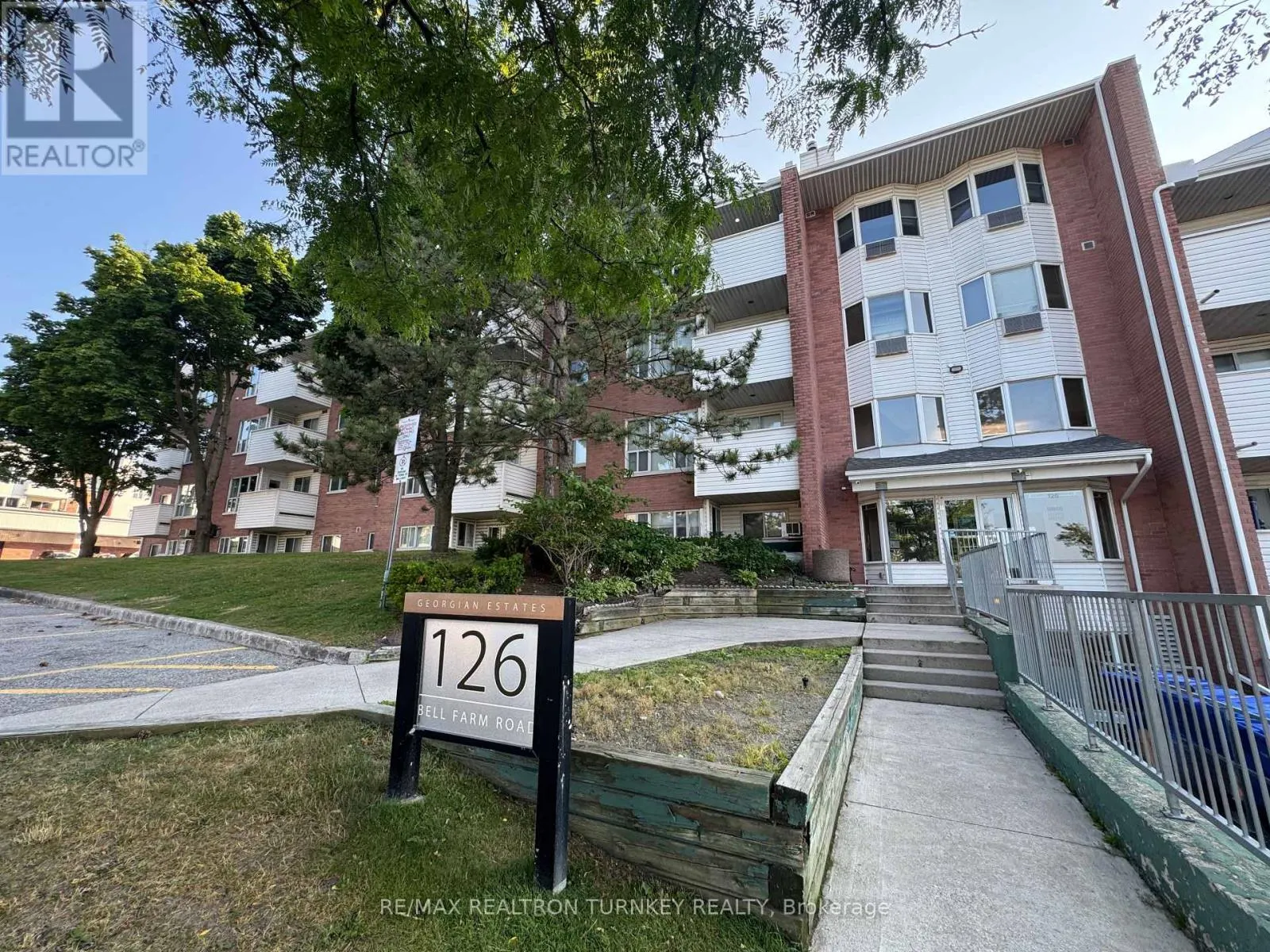 303 - 126 BELL FARM ROAD