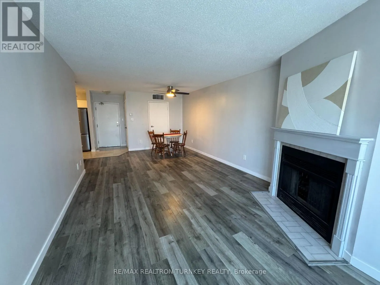 303 - 126 BELL FARM ROAD