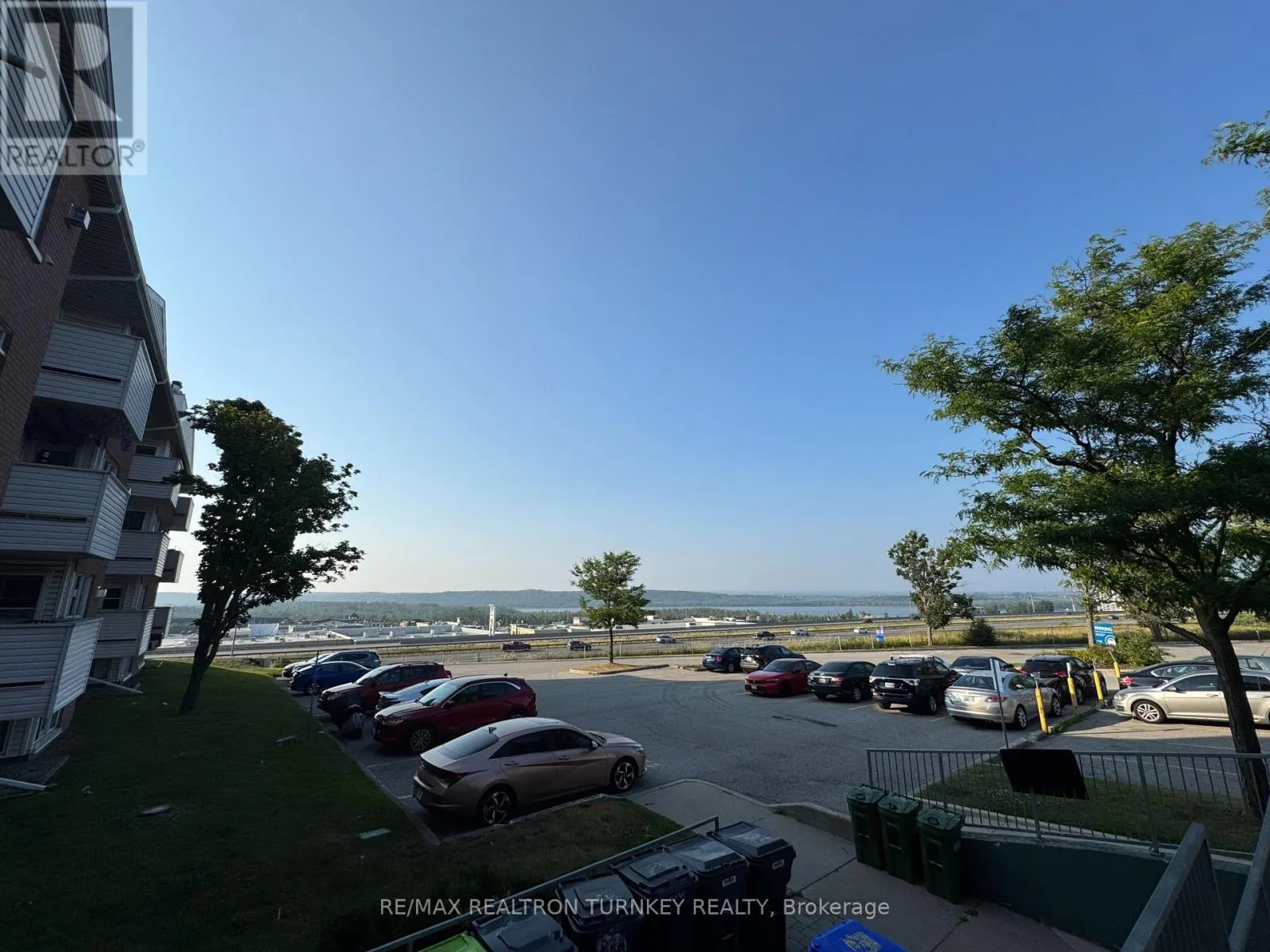 303 - 126 BELL FARM ROAD