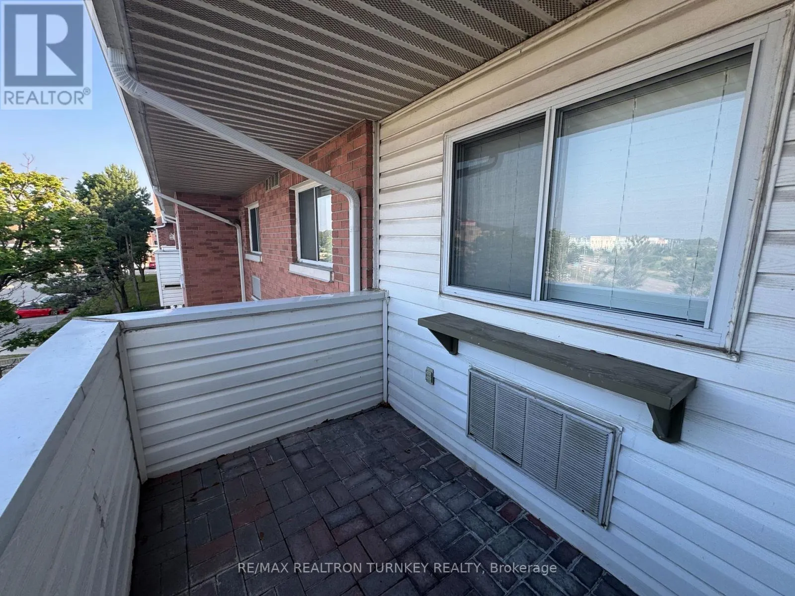 303 - 126 BELL FARM ROAD