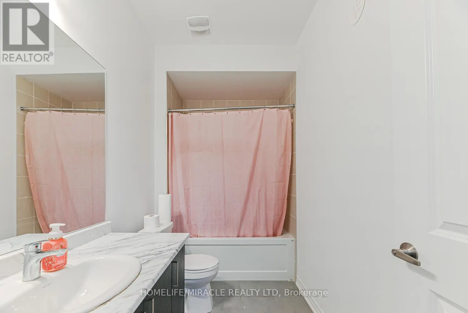 138 ELGIN STREET
