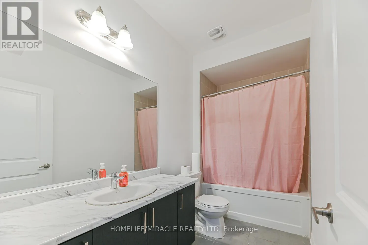 138 ELGIN STREET