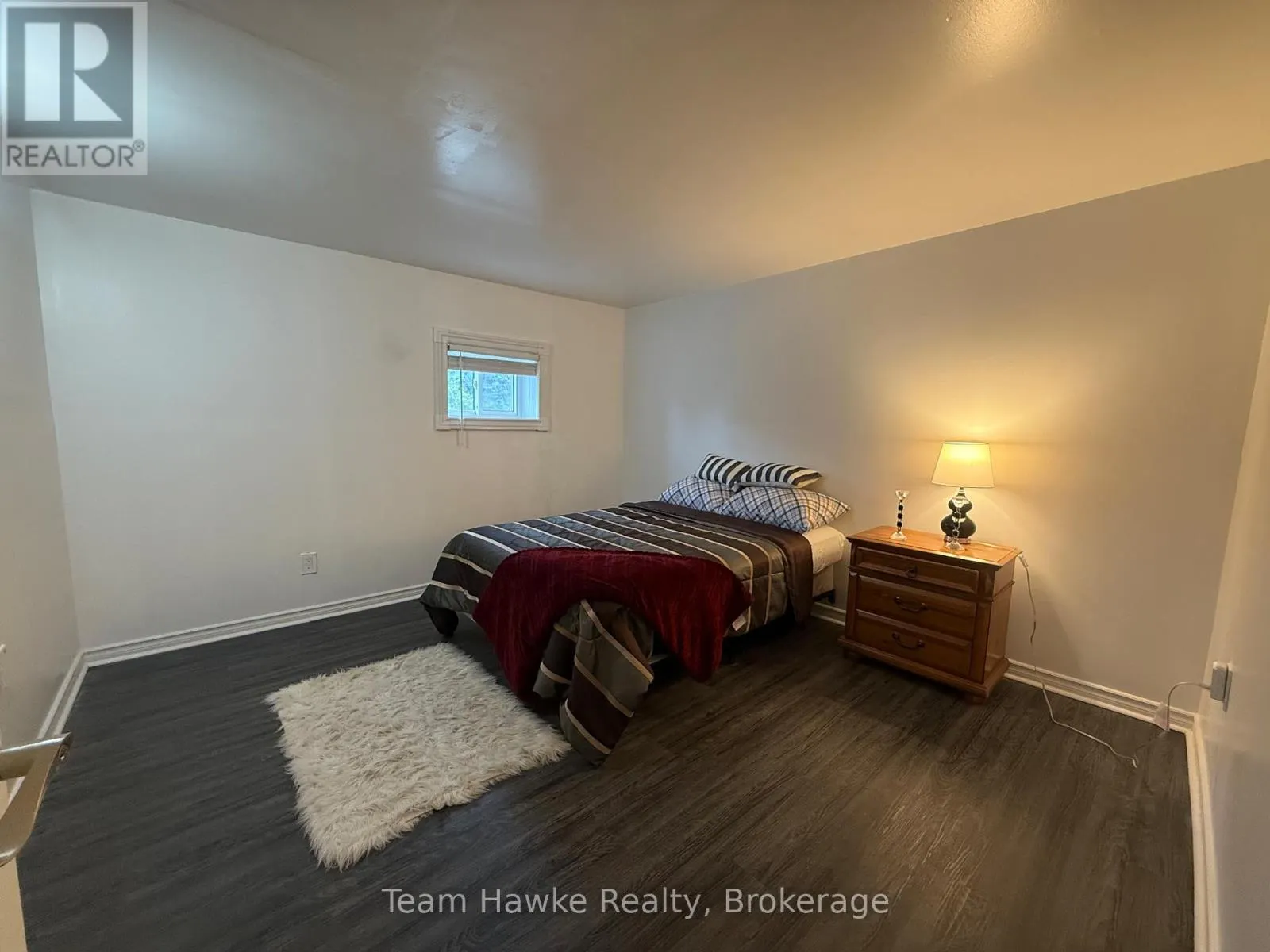 2 - 450 STURGEON BAY ROAD, #2