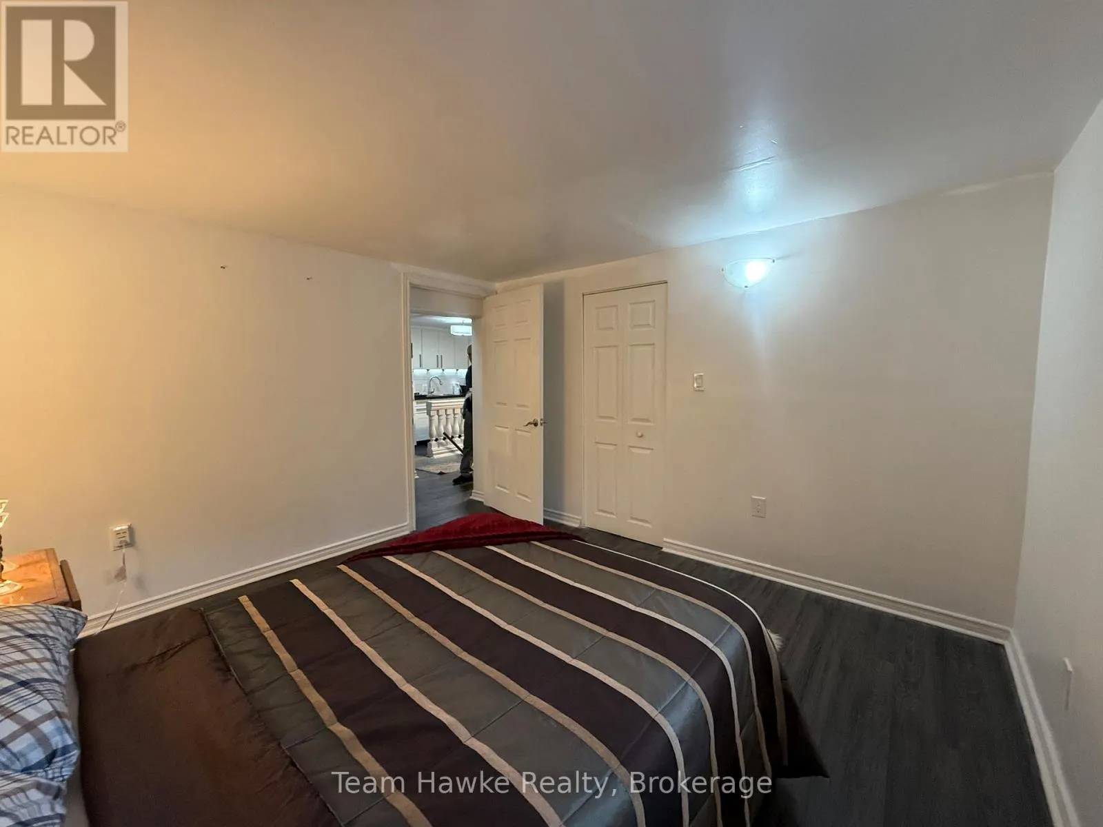 2 - 450 STURGEON BAY ROAD, #2