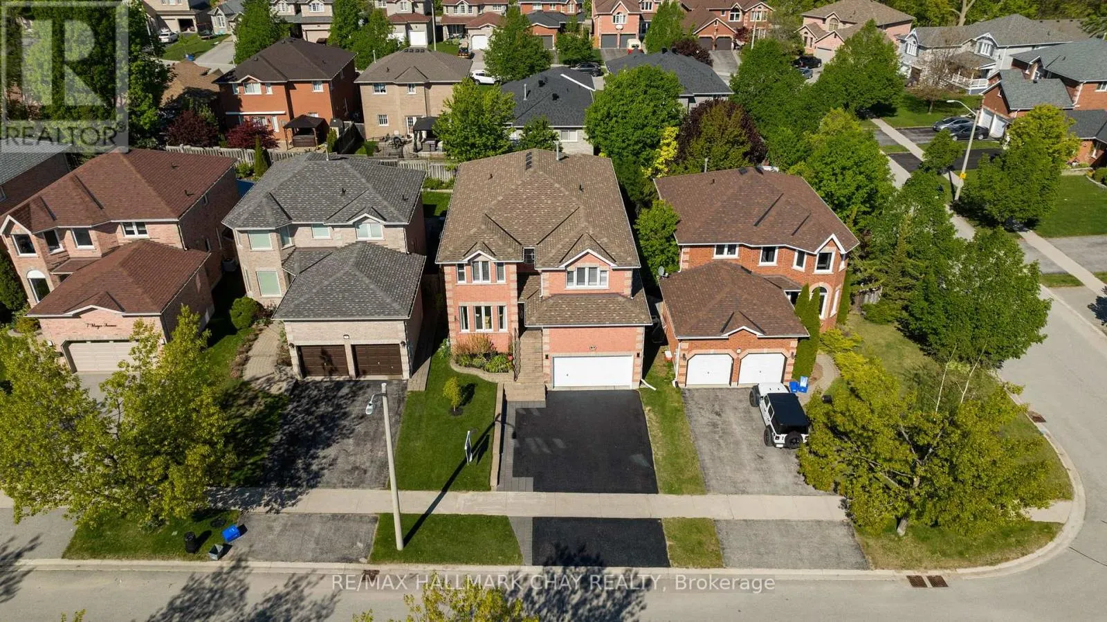 3 MEYER AVENUE