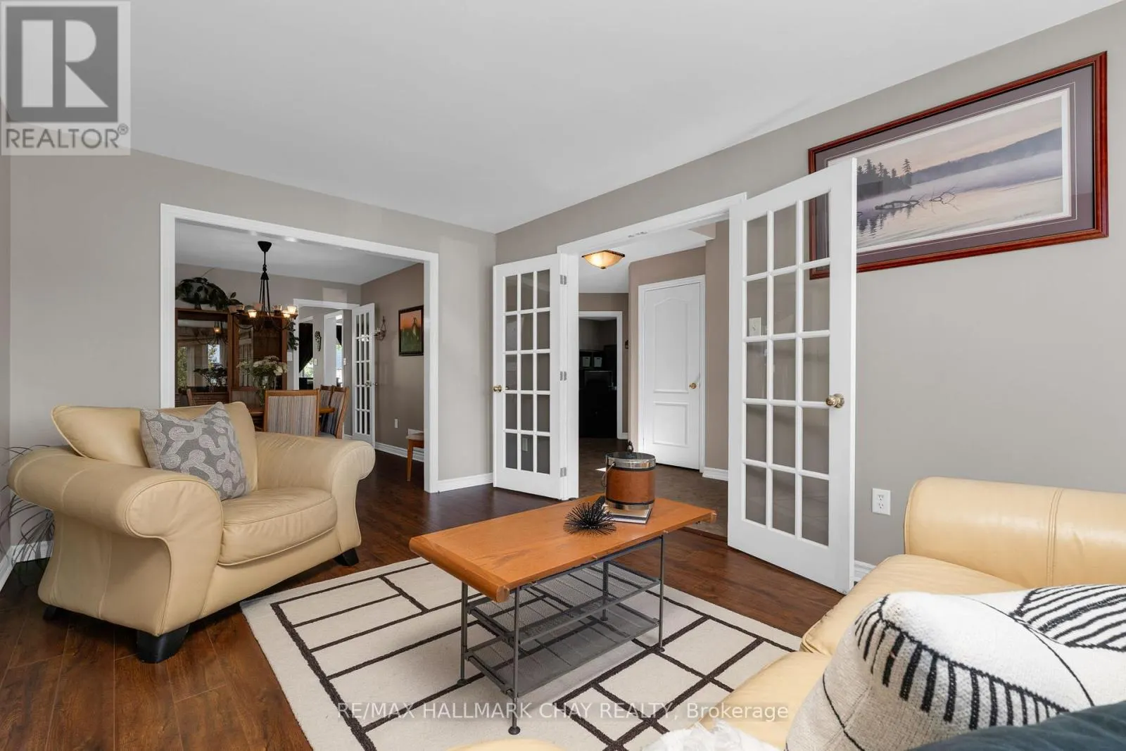 3 MEYER AVENUE