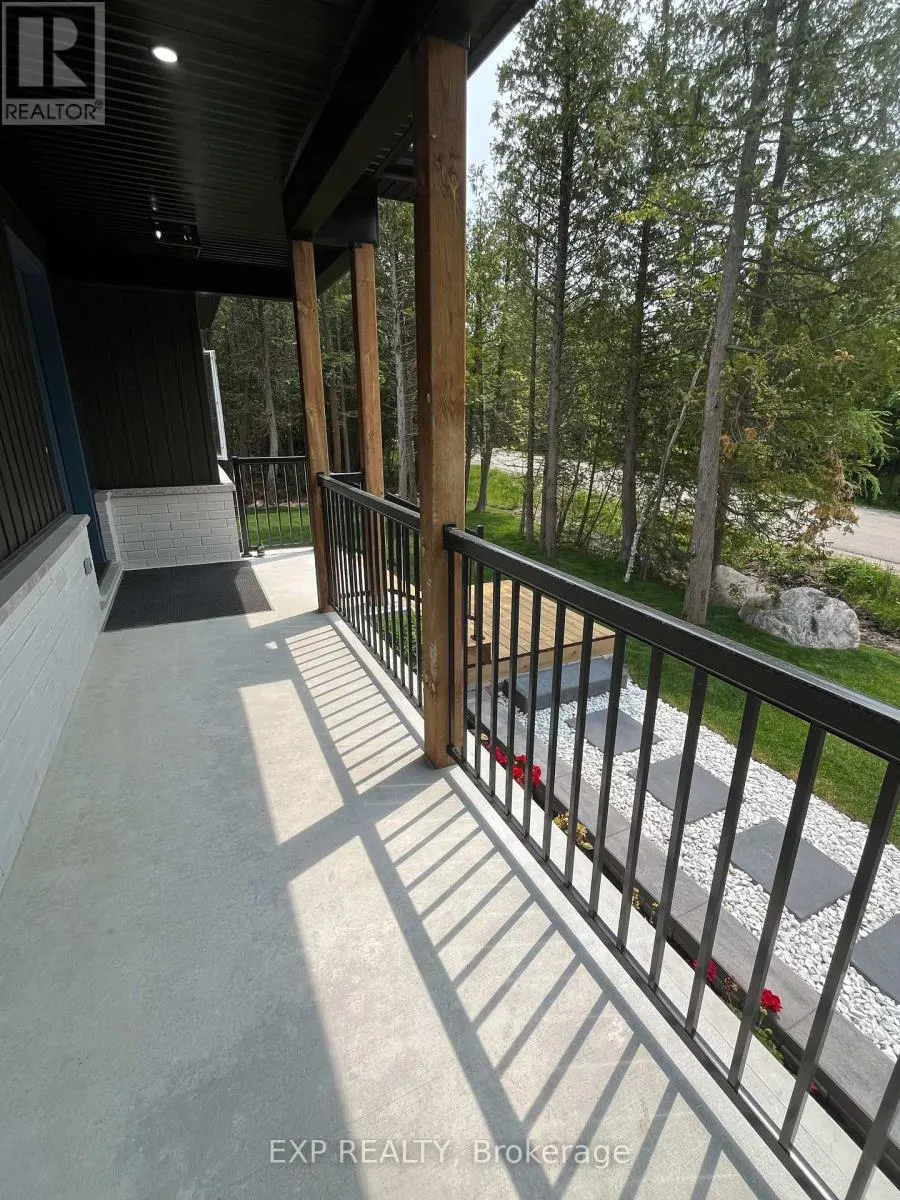 48 IROQUOIS CRESCENT