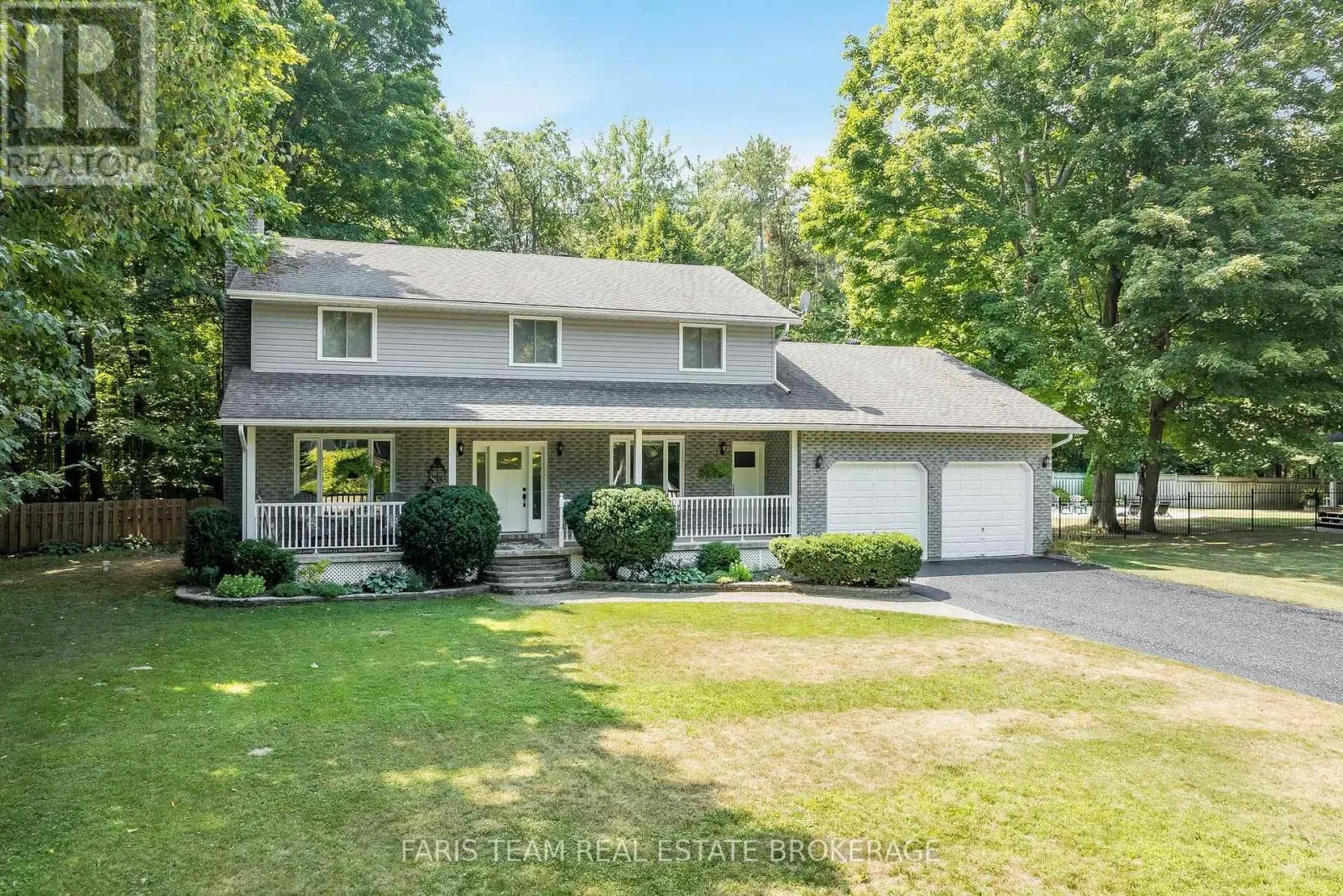 7 BAILEY CRESCENT