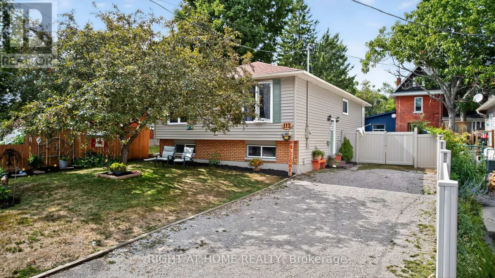 112 BORLAND STREET E