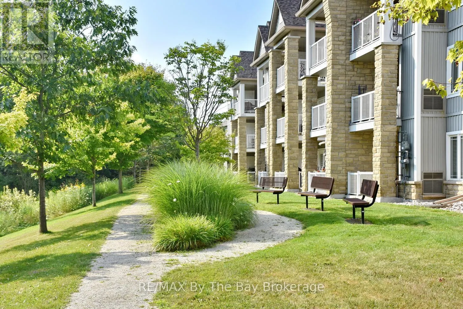 214 - 50 MULLIGAN LANE, #214