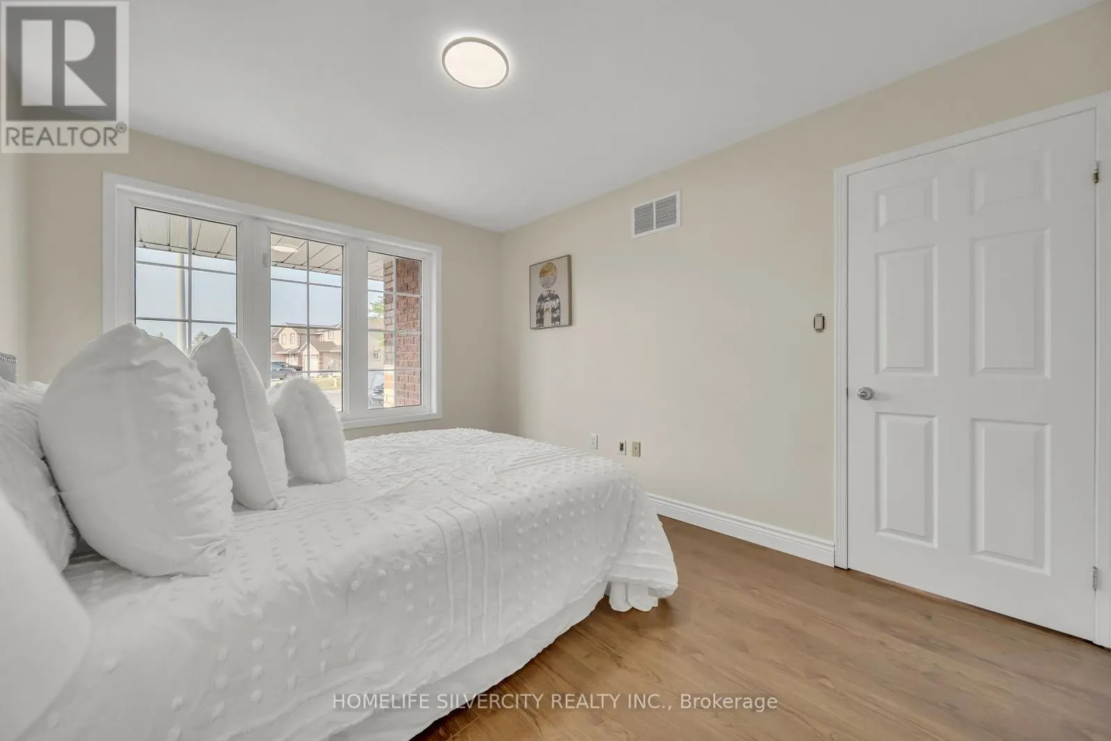 17 SYDENHAM WELLS ROAD