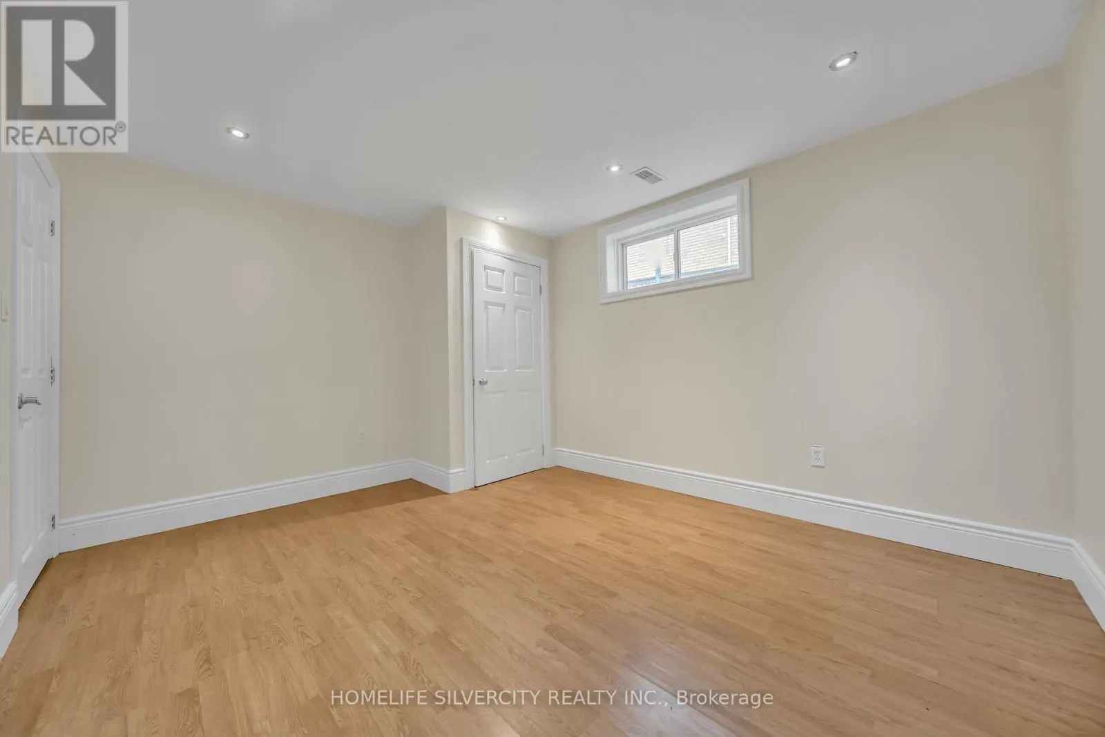 17 SYDENHAM WELLS ROAD