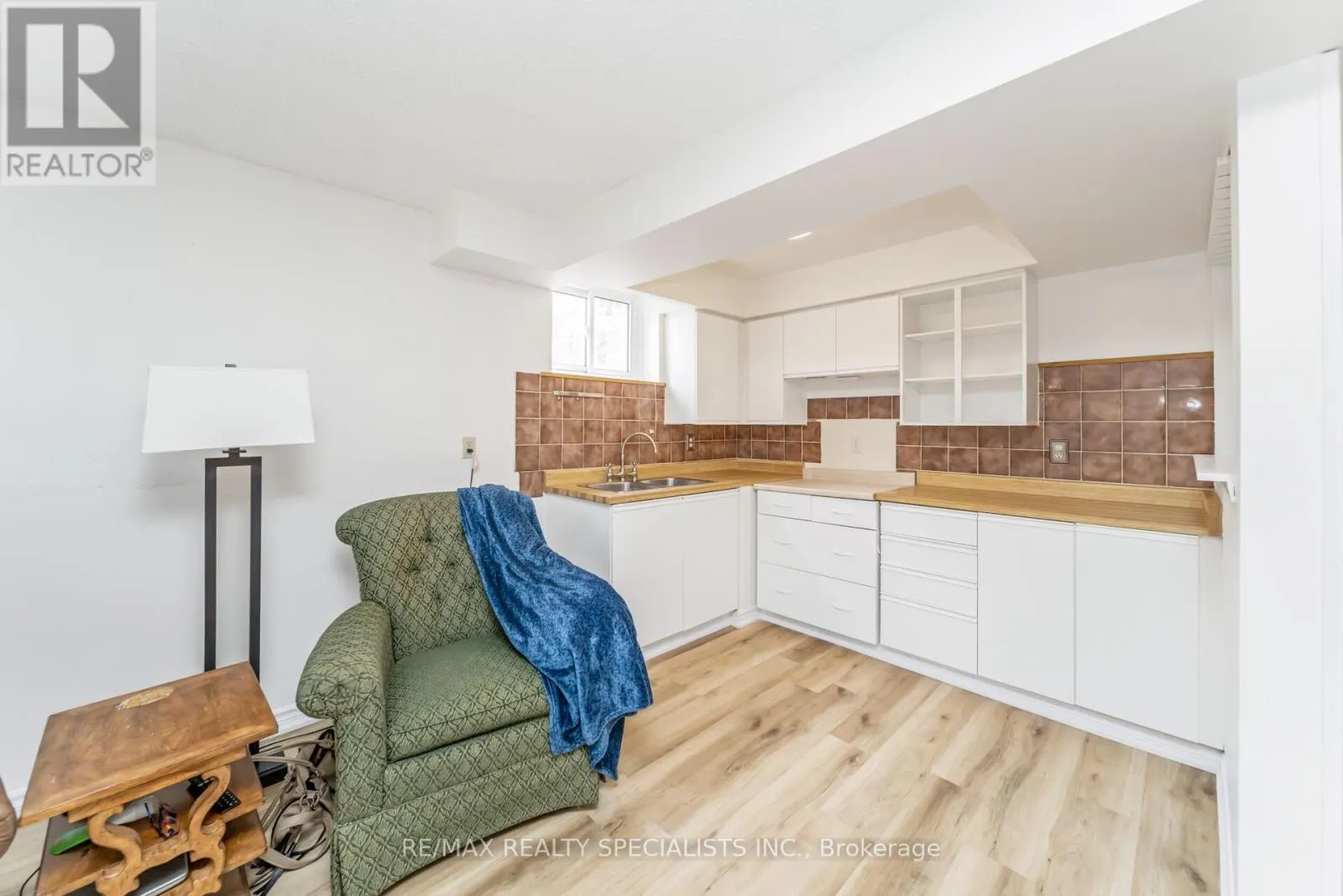 65 BRONTE CRESCENT