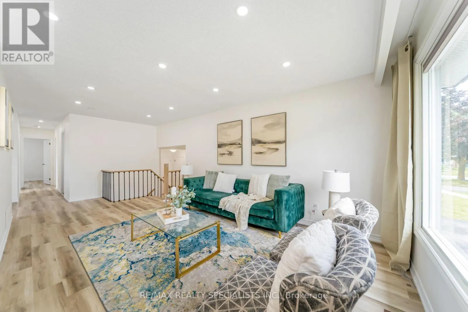 65 BRONTE CRESCENT