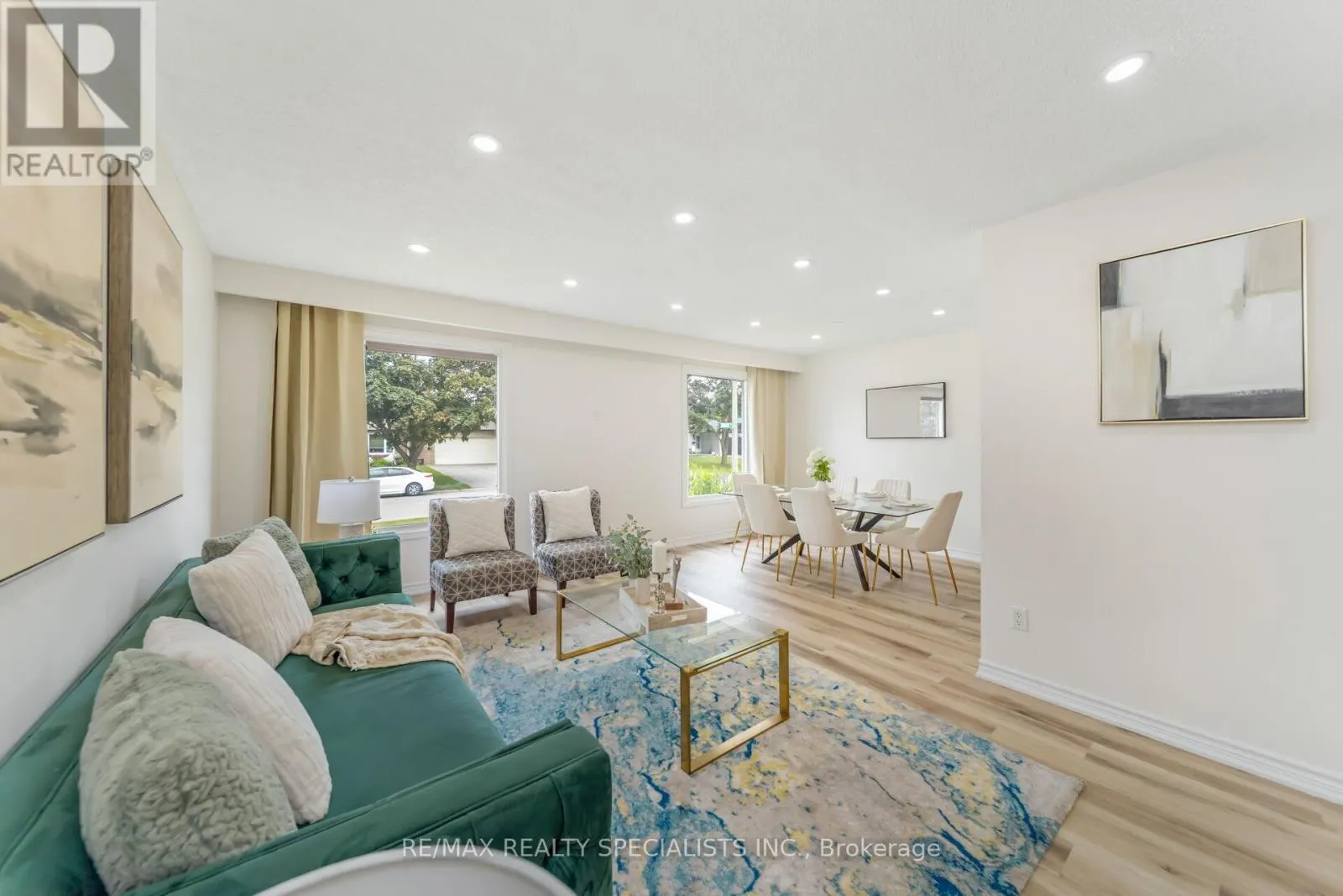 65 BRONTE CRESCENT