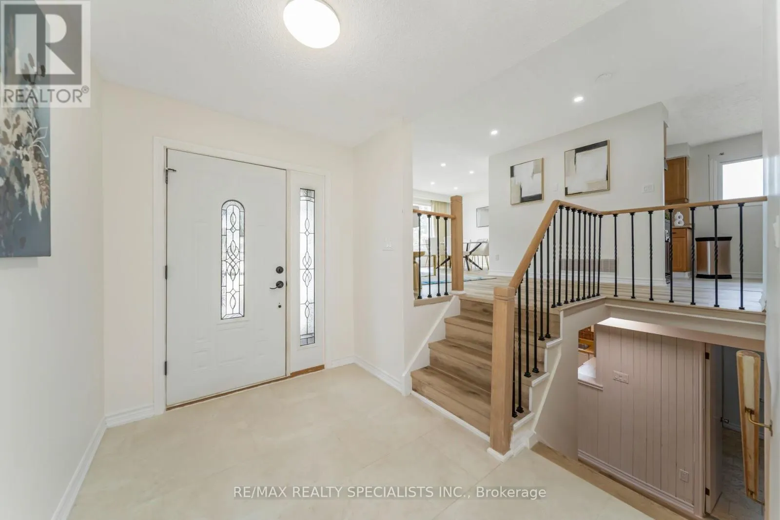 65 BRONTE CRESCENT