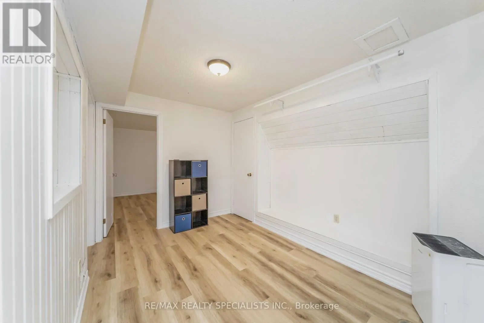 65 BRONTE CRESCENT