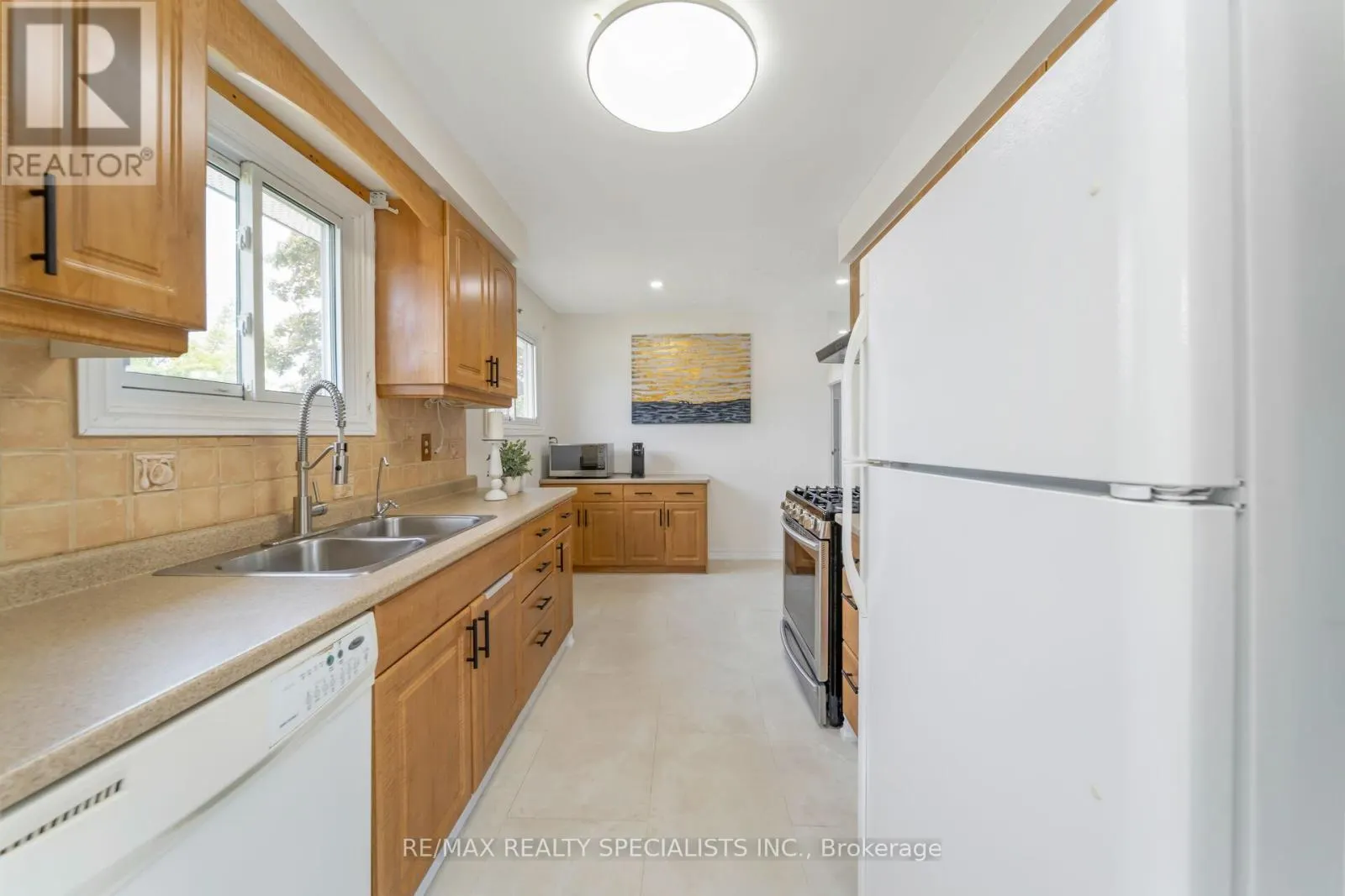 65 BRONTE CRESCENT