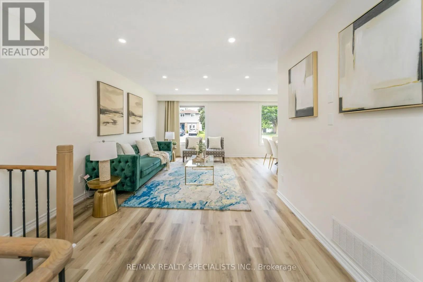 65 BRONTE CRESCENT